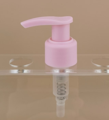 K201-9 Pompe à lotion rose à vis à verrouillage à côtes ISO9001/ISO14001 Certifié pour les soins de la peau