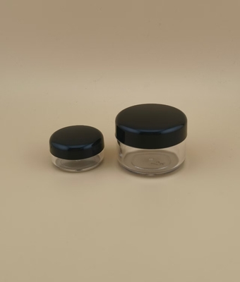 Petit pot de crème en plastique transparent avec couvercle à vis pour lotion