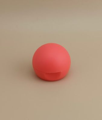 Couvercle sphérique mat lisse en plastique rouge clair pour flacons de cosmétiques
