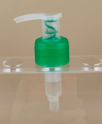 Une nouvelle pompe de lotion pour shampooing verte et claire