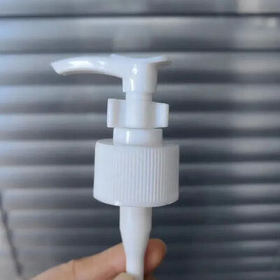 Pompes de lotion personnalisées 28/410 Clip Lock Dispenser de lotion en plastique Pompes de lotion pour shampooing