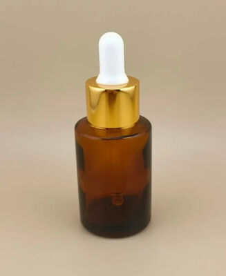 Bouteille à goutte-à-goutte à goutte brune claire et lisse pour essence