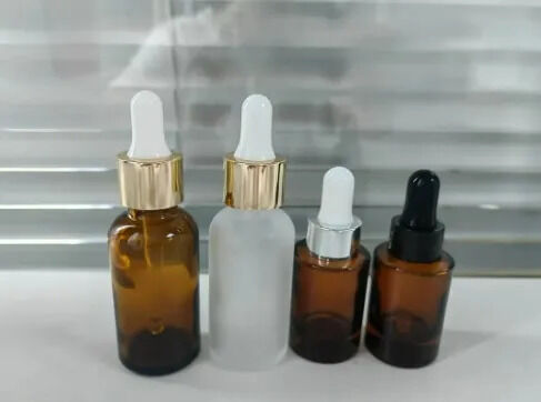 Bouteille goutteuse en verre vide transparente pour soins de la peau Bouteille goutteuse d' huile
