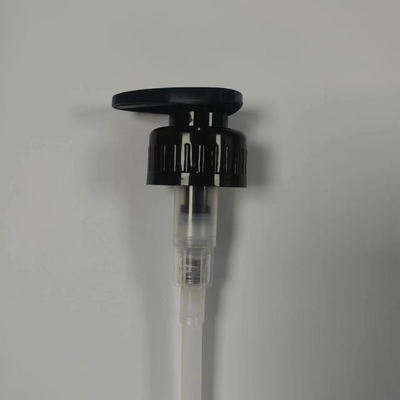 Coloré antigouttes noir brillant du taux 4ml/T de décharge de pompe de lotion de la vis K206-12
