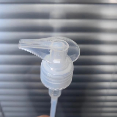 24/28 pompe transparente lisse de lotion de PE de pp pour la lotion de corps