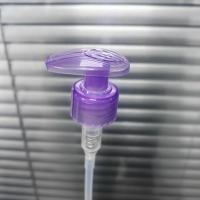 La pompe pourpre transparente de lotion de corps renversent non 1,20 - 1.50ml/T