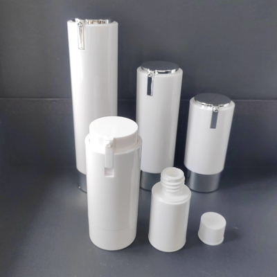 Bouteille sans air en plastique de pompe de pp polyvalente pour la crème COMME distributeur remplaçable
