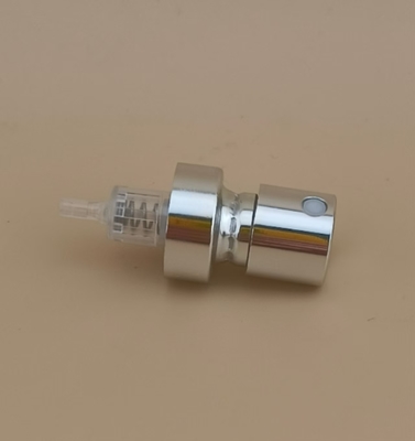 Bouton d'aluminium argenté pulvérisateur de crimp fin petit boîtier K401-1 pour le parfum