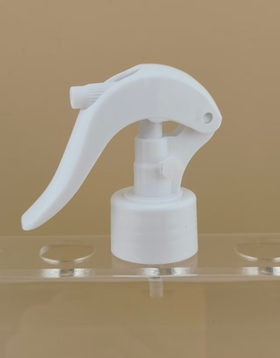L'équipement de pulvérisation est fabriqué à partir d'un éclaboussureur en plastique blanc pour coiffure K602-2 certifié ISO9001/ISO14001