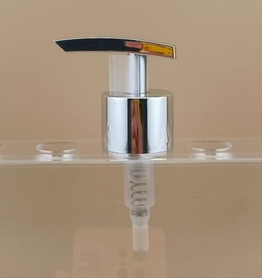 Pompe de lotion en plastique argenté K1104 pour flacons