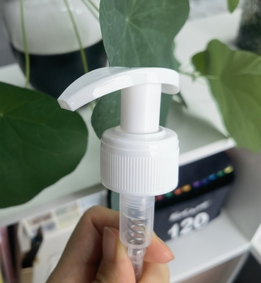 Pompe à lotion 316SS Dispensateur de lotion pour le corps en printemps blanc Pompe à col 24 / 28 Taux de décharge K202-5