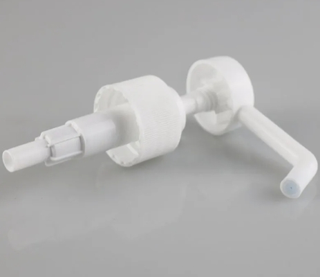 Appareil de désinfection de produits chimiques ménagers dégradables K206-9 PP Bouteille en plastique avec pompe à distributeur à buse longue