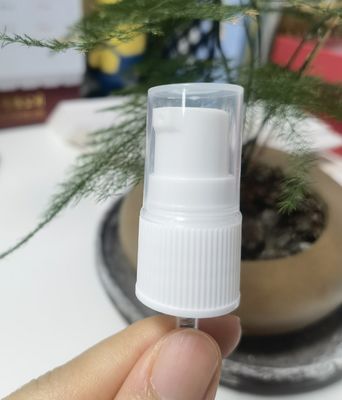 Pompe pour crème de traitement de fond de teint cosmétique en plastique 20/410 pour flacon