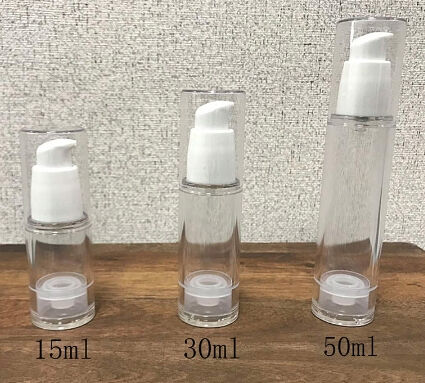 Bouteille en plastique portable brune sans air et confort de voyage avec couverture blanche