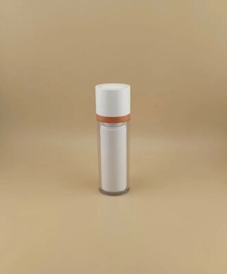 Bouteille rotative avec revêtement extérieur transparent pour cosmétiques
