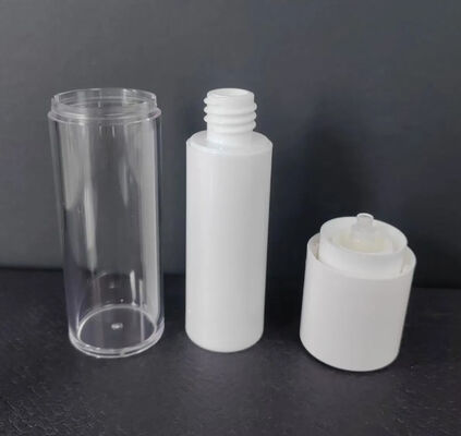 Bouteille de pompe cosmétique sans air rechargeable à eau mousseuse de luxe pour les soins de la peau