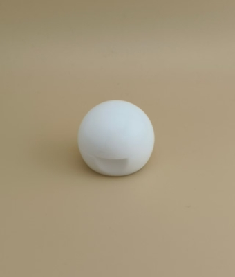 Couvercle sphérique lisse en plastique blanc pour flacons cosmétiques
